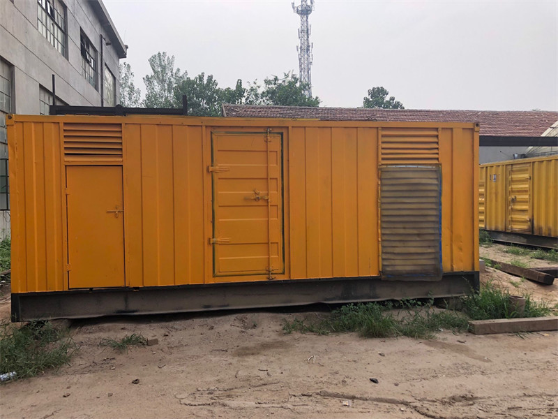 榆社发电机出租进行负载测试时，电瓶电量不足的具体判断标准是什么？